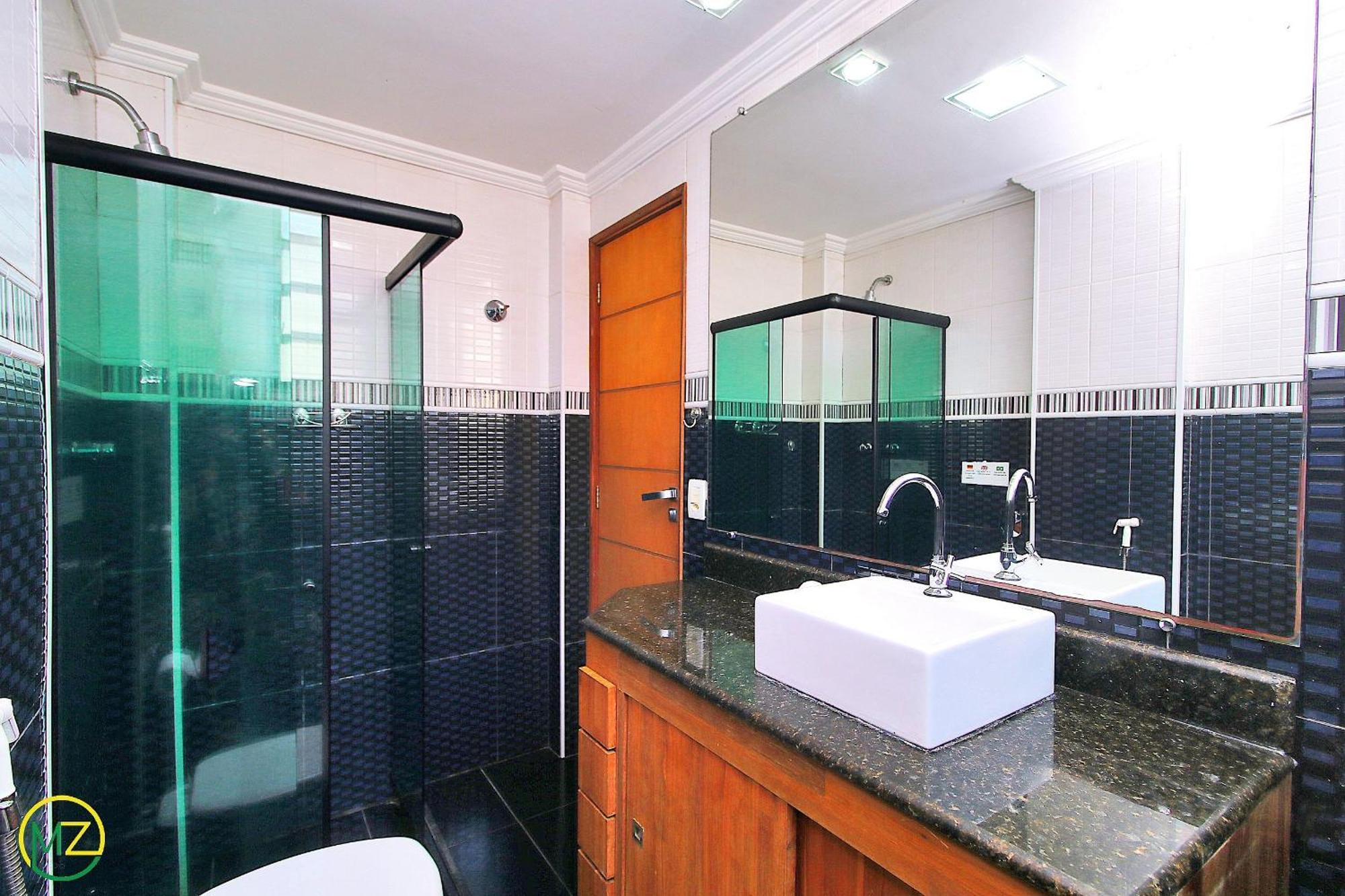 Silencioso E Confortavel Em Copacabana Apartment